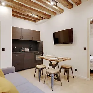  Appartement Cmg - Place Des Vosges - Le Marais 2
